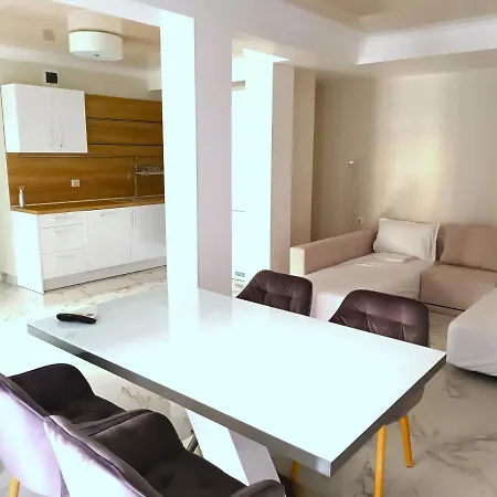 Ground Floor Apartament *